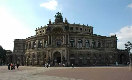 dresden-semperoper_1_