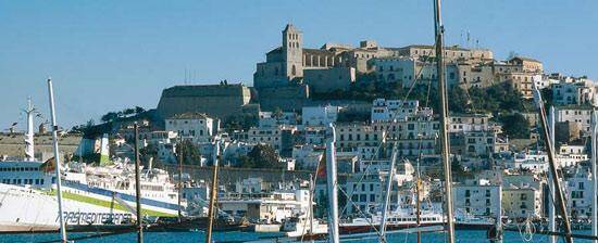Ibiza Reisen und Billigflug - Spanien - Hotels und Flug nach Ibiza