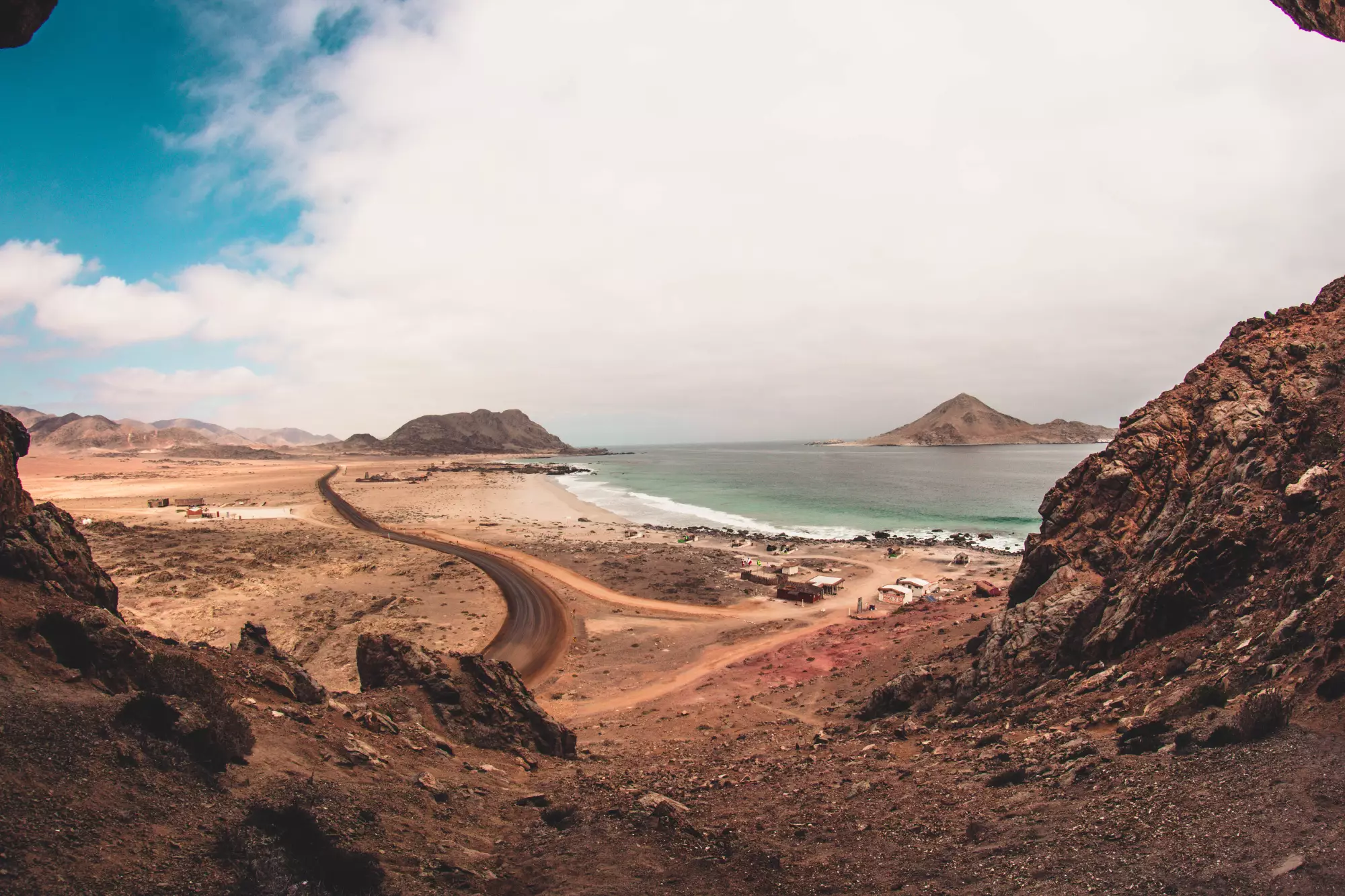 El Salvador, Chile