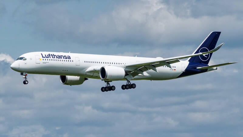 Günstige Flüge ✈️ Lufthansa (LH)