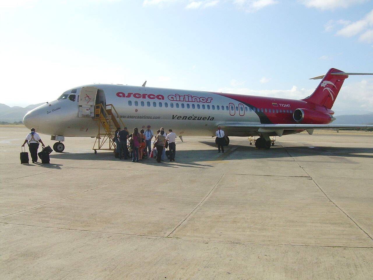 Günstige Flüge ✈️ Aserca Airlines (R7)
