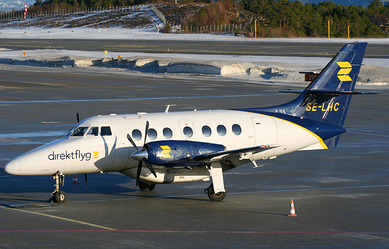Günstige Flüge ✈️ Svenska Direktflyg AB (HS)